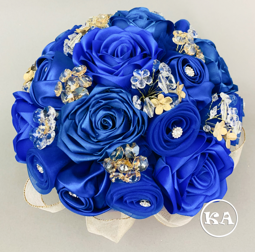 a-0030 quinceanera bouquet royal blue with gold
