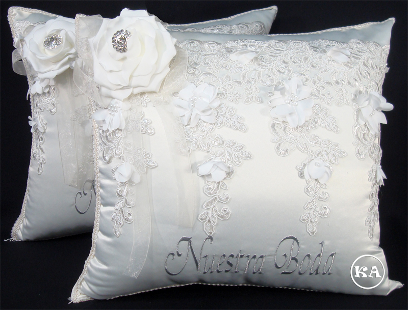 kc-312 wedding pillows
