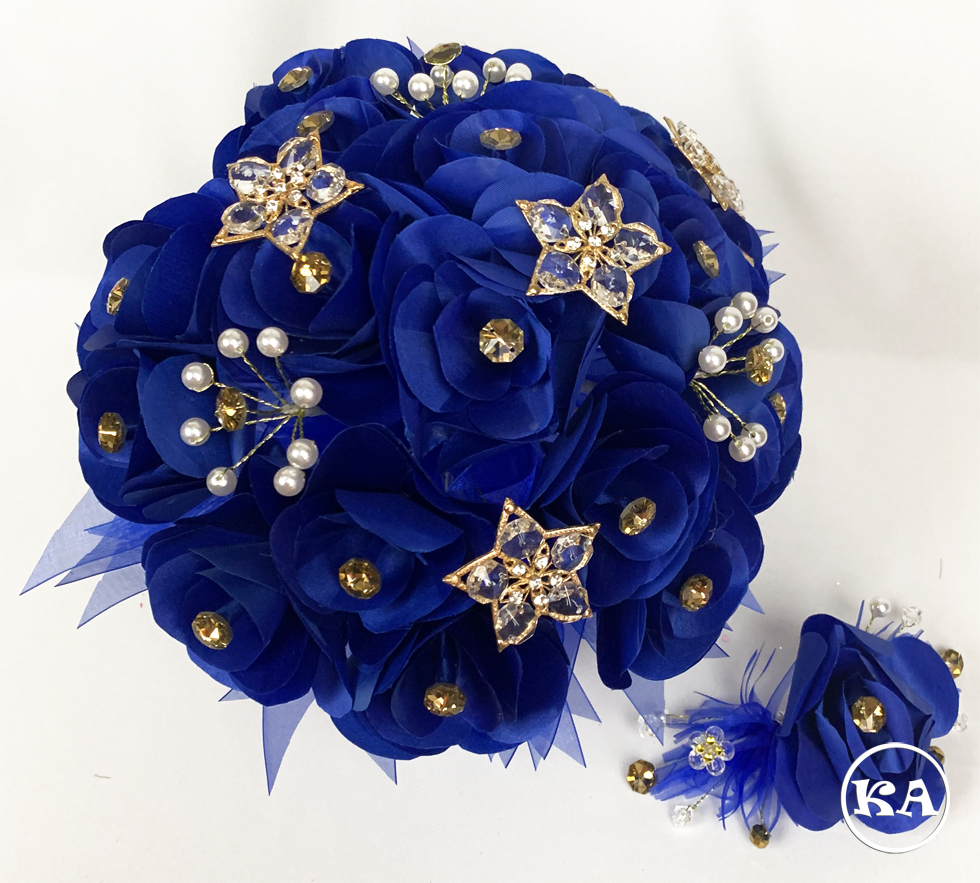 a-0025-quinceanera-bouquet-royal-blue-gold