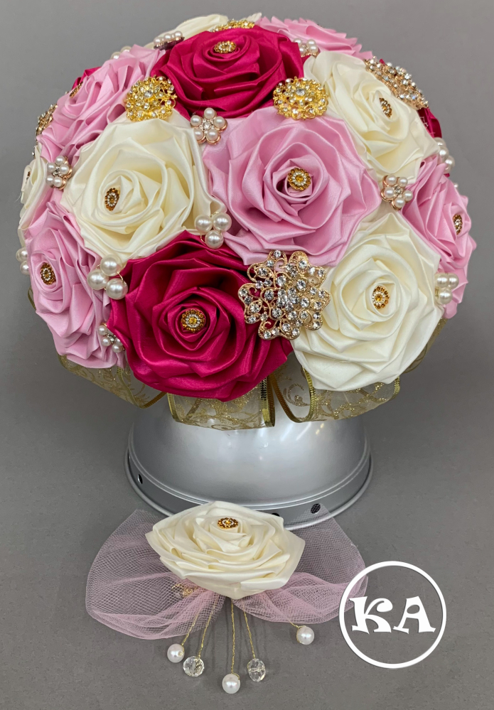 kn-024 ivory-pink-fuchsia bouquet